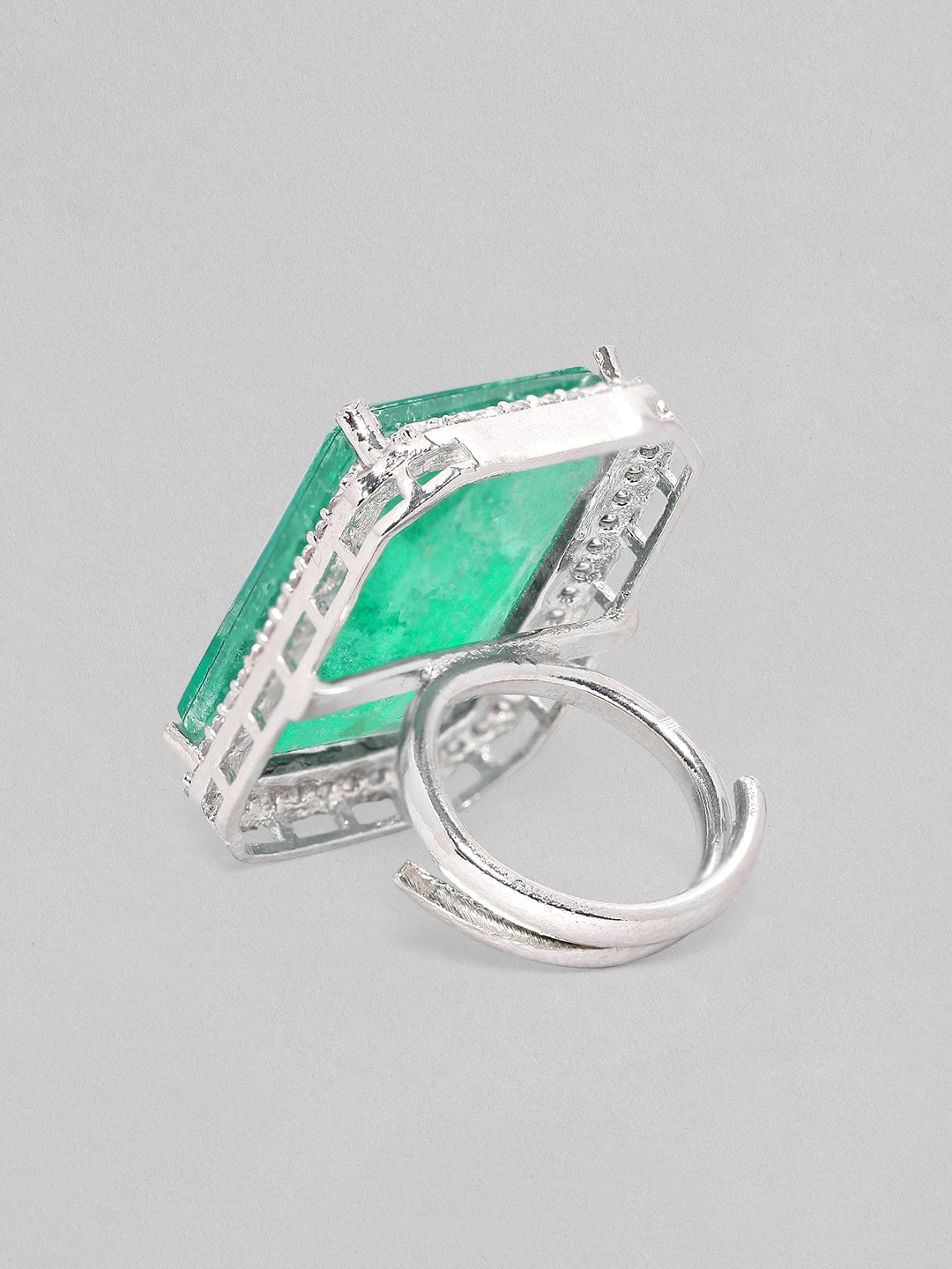 Rubans Emerald Cocktail Ring Rings