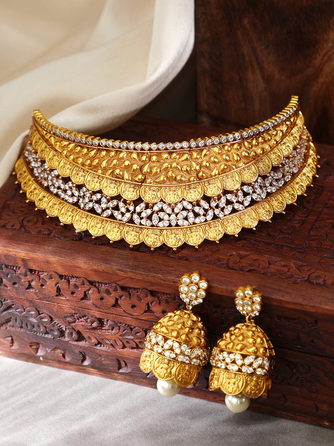 Rubans LUXURY 24K Gold Plated Zircon Studded Handcrafted Choker Set Necklace Set